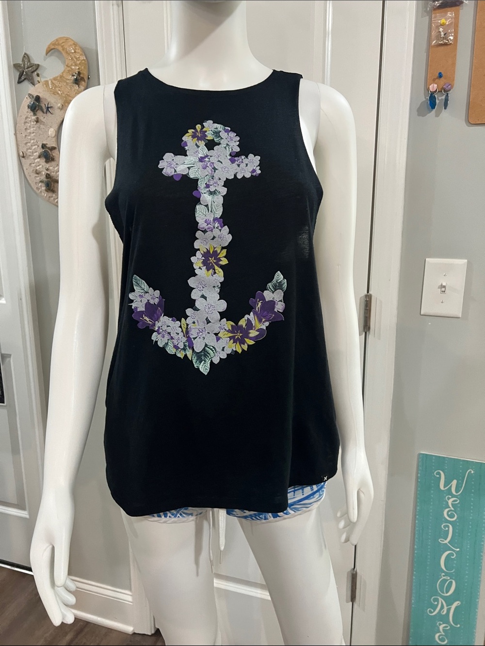 Hurley Black Muscle Tee with Floral Anchor Graphic Nike Dri-Fit Size Small